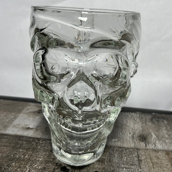 Other - Vintage Luminarc USA Clear Glass Treasure Island Pirate Skull Mug